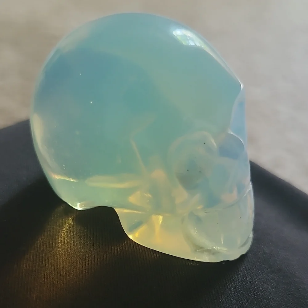 Opalite Skull Decor Set - Picture 4 of 5